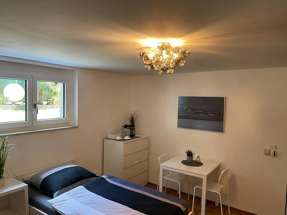 Homestay Cal-Ifornia Home 2 Nuremberg Germany
